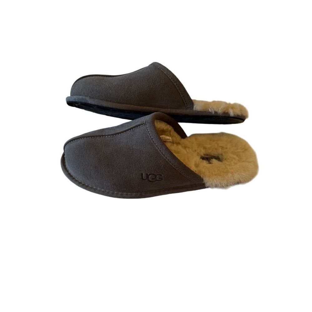 UGG Mens Gray Round Toe Sheepskin Suede Slip On Flat Slippers Size 9